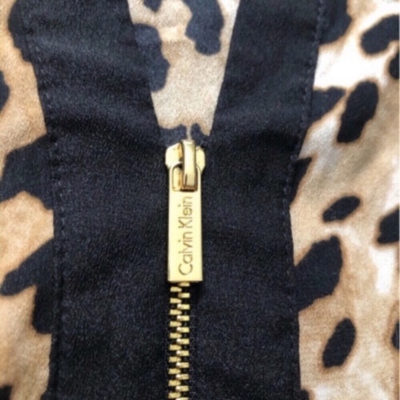 Calvin Klein Leopard Print Blouse with Black Trim - Picture 5 of 8